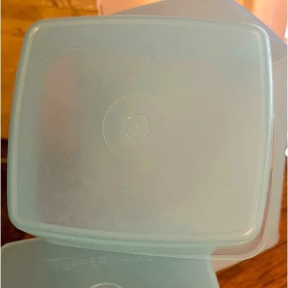 Vintage Tupperware set of 3 pastel square freezer containers - Picture 6 of 6